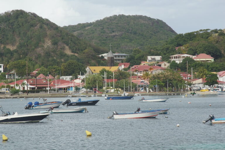 Les Saintes