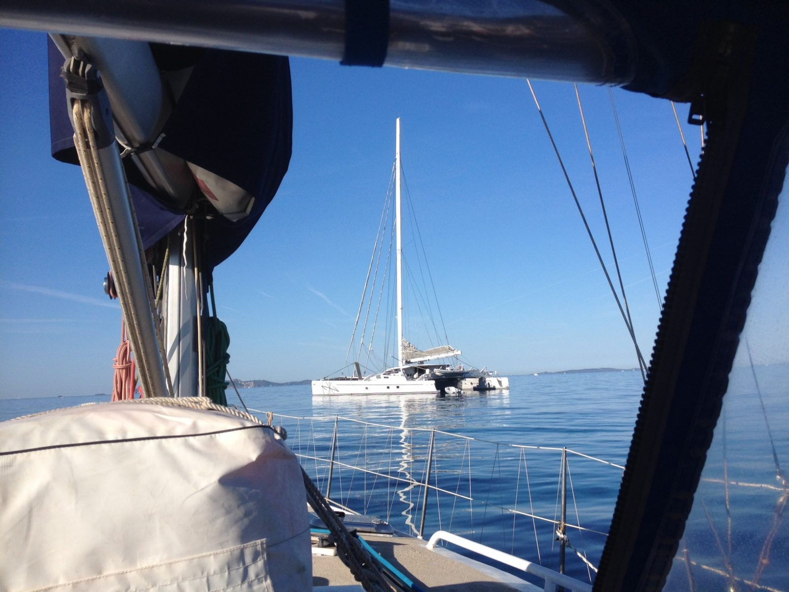 L'ex maxi cata Orange transformé en cata de croisière